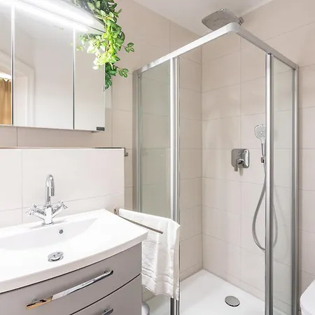 Apartman Albus App 2 *